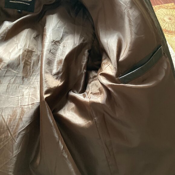 Xelement Advanced Motorcycle Gear XL Leather Jacket – Heavy, Excellent Condition - Picture 3 of 11